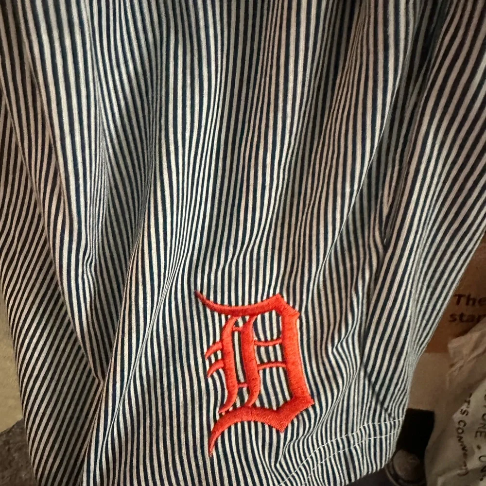 Detroit Tigers Romper - Size XL - Picture 3 of 3